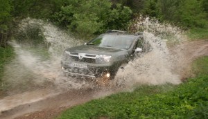Шик в гората: тест Dacia Duster Delsey