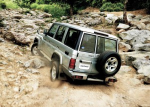 toyota_land_cruiser_70_restart (25)