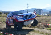 Hyundai_Off Road_Show_Santa_Fe_T1 Над 500 души посетиха Hyundai Off Road Show в София