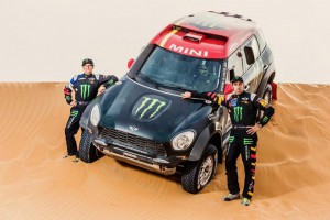 Monster Energy Rally Raid с 3 екипажа на рали Дакар 2015