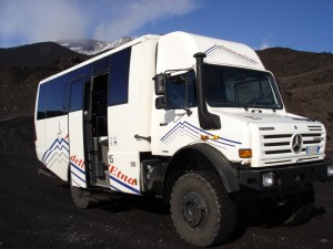 С Unimog 5000 на връх Етна