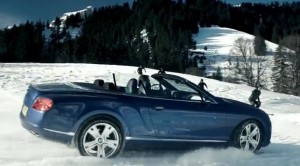 Снежен екшън 2: Bentley Continental GTC 4×4 срещу екстремни скиори (видео)