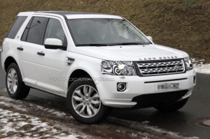 Spyshots: фейслифт на Land Rover Freelander наесен