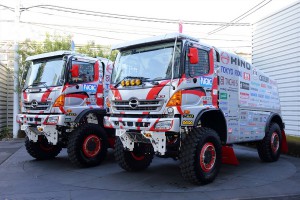 HINO Trucks отбелязват четвърт век в рали Дакар