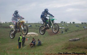 Силни мотокрос състезания в Бяла и Левски